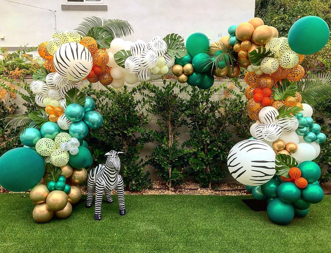 Jungle themed prom